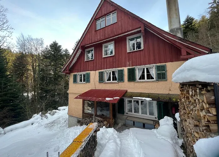 Wood Lodge